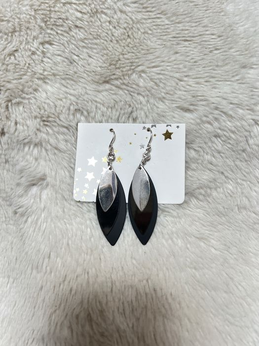 Piękne wiszące kolczyki