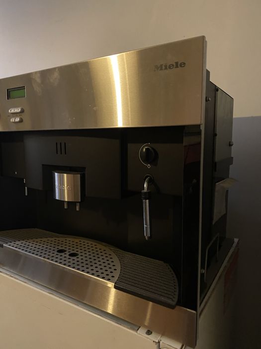 Máquina de Café Miele automática de encastre