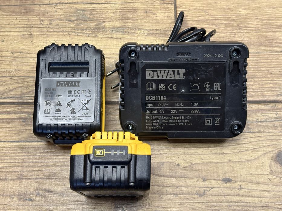 [Zestaw] 2x Bateria, akumulator 18V 5.0 Ah z 2022r. | ładowarka DCB1104 DeWalt