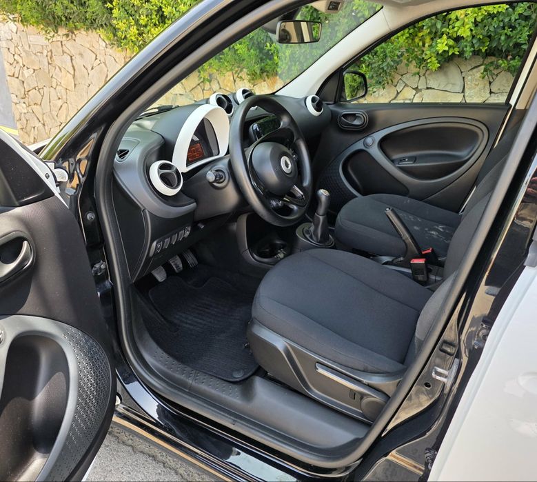 Smart forfour 999 c.c 50 mil kms ,2019 . 1DONO.