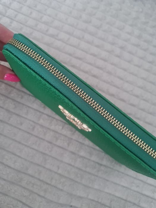 Pinko damski portfel w kolorze zielonym