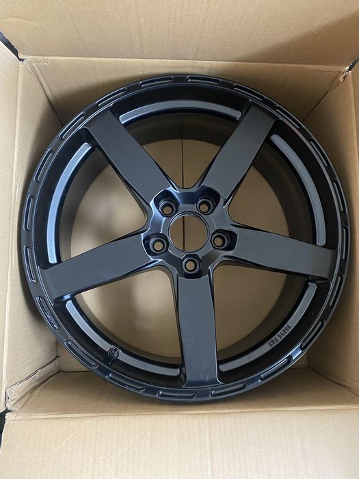 Диски R19 5-112 8.0J ET45 DIA70.1мм. VW AG/ MERCEDES/BMW