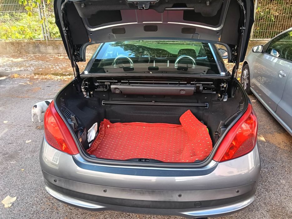 Peugeot 207 CC 1.6 HDi FAP