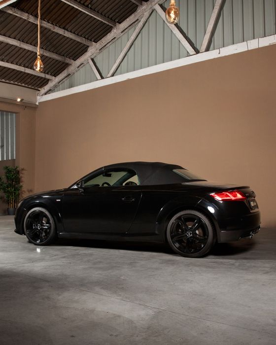 Audi TT 2.0 TFSI S-Line Black Edition