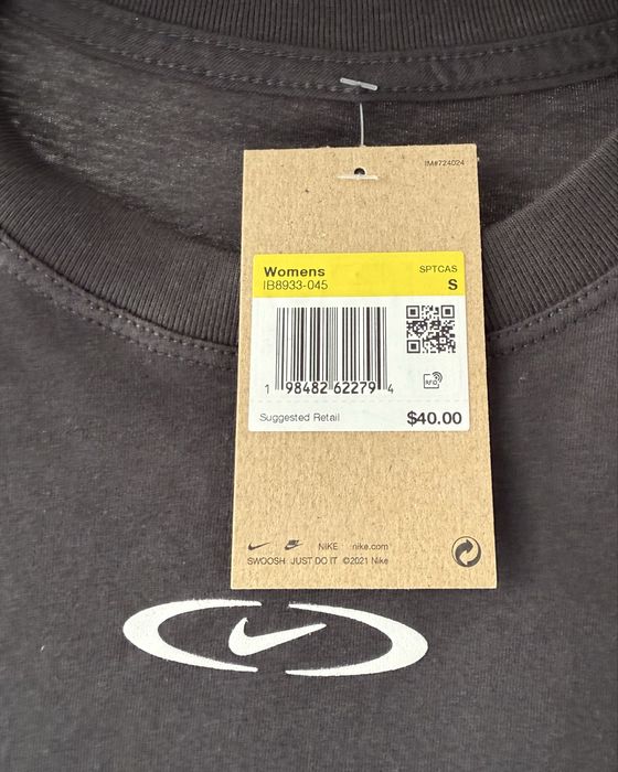 Nike жіноча футболка оверсайз S оригінал