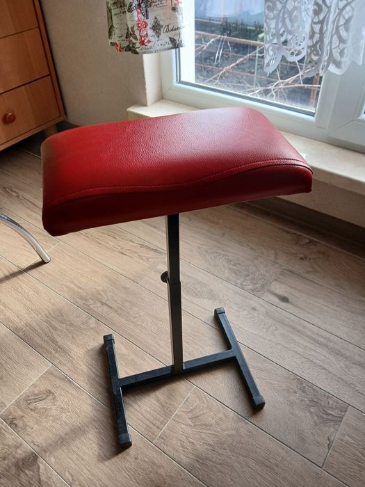 Продам подставку для педикюра, триногу