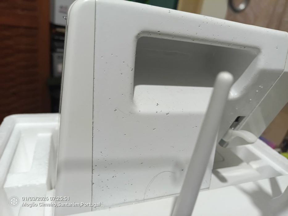 Máquina - corte e cose