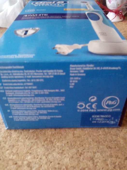 Stacja dokująca do szczoteczek elektrycznych Oral-B Braun 40 Nowa!