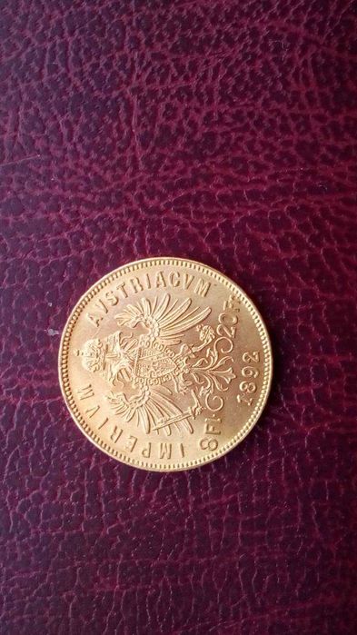 Продам золоті монети