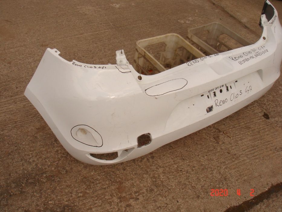 Zderzak tylny Renault Clio 3 Lift.