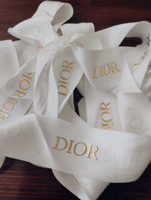 wstazka dior zlote logo