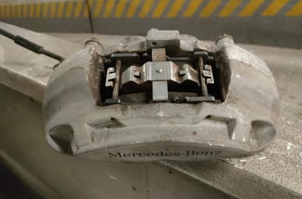 Pinças brembo 4 êmbolos