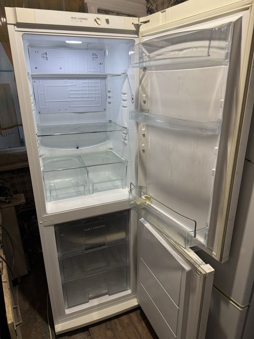 Продам холодильник в гарному стані