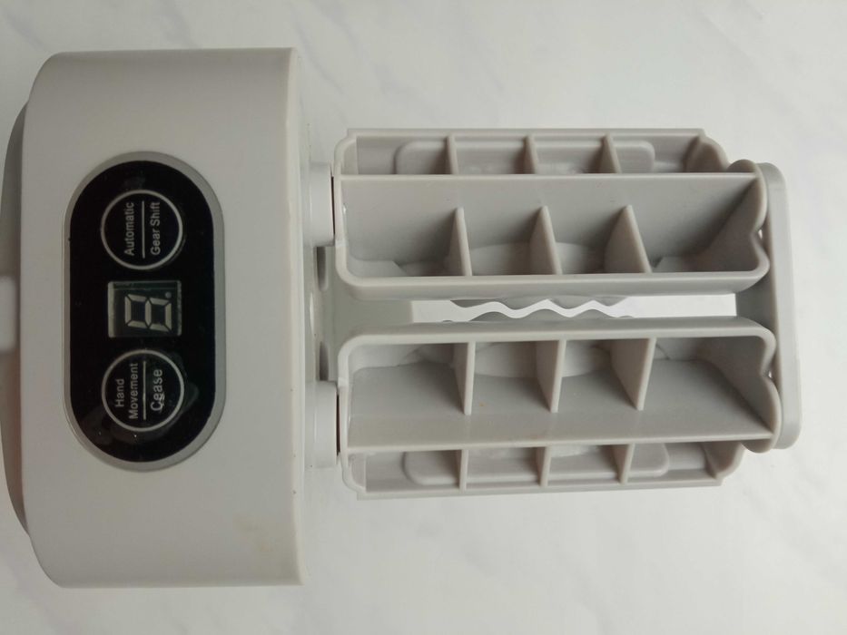 Автоматична машинка для вареників і пельменів