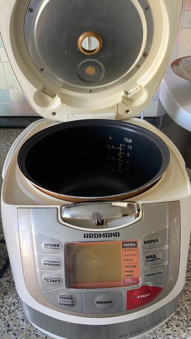 Мультиварка Redmond под ремонт