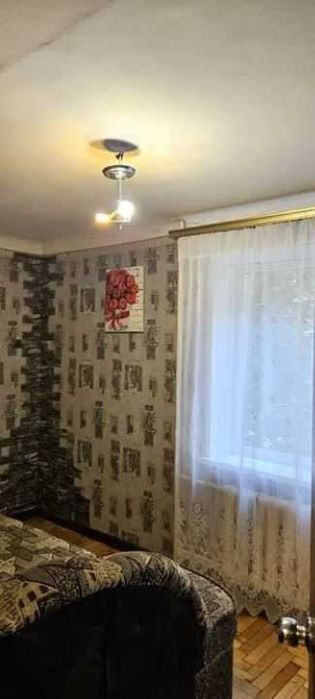 Продається 2-о кімнатна квартира вул. Л.ЖАБОТИНСЬКОГО 3/5