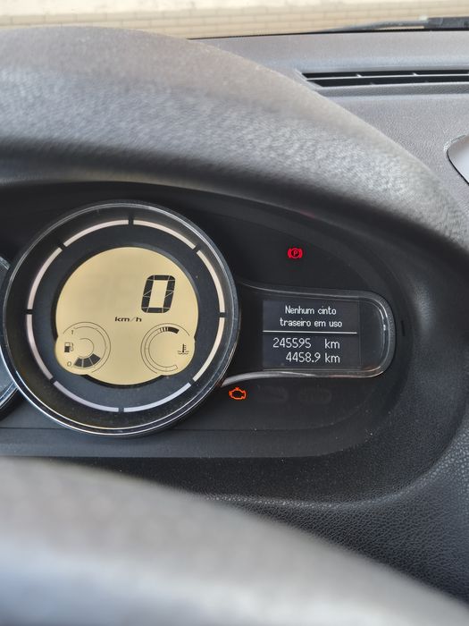 RENAULT MEGANE-COUPE 1.5 dci Dynamique s