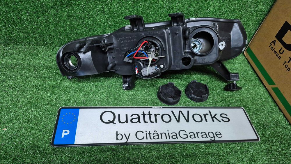 Otica Farol Esquerdo Rover 400 1996 a 1999 ref 882-1110L-LD-EM NOVO