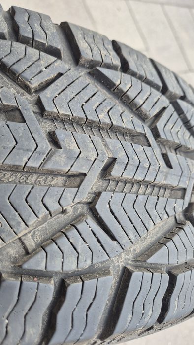 Opony zimowe z 2023  Riken 225/65 R17
