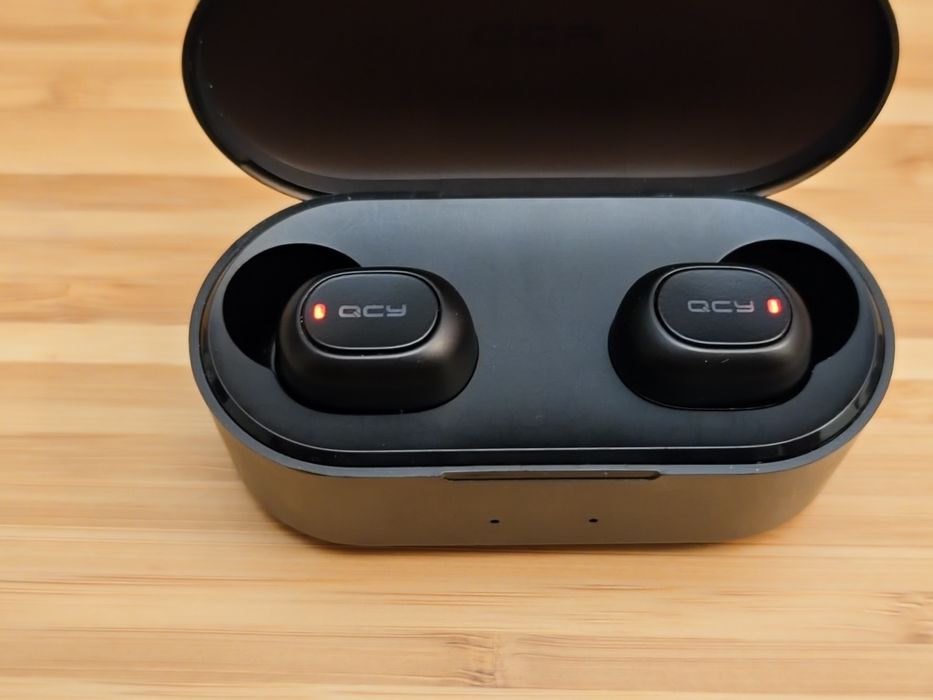 Auriculares QCY ln 1852 sem fios