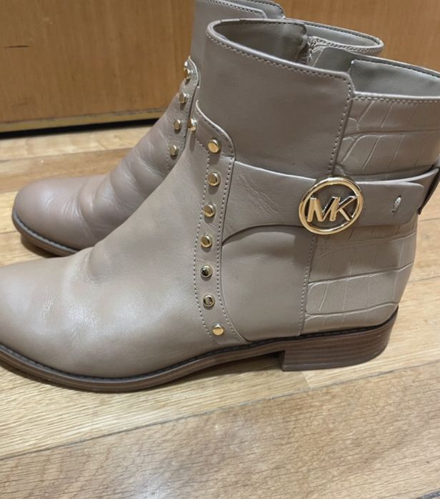 Botim Michael Kors