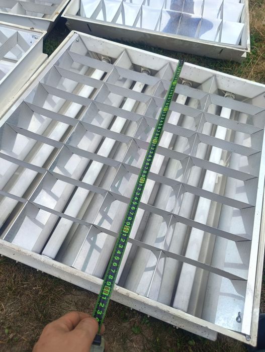 7sztuk Oprawy rastrowe jarzeniowa 60x60