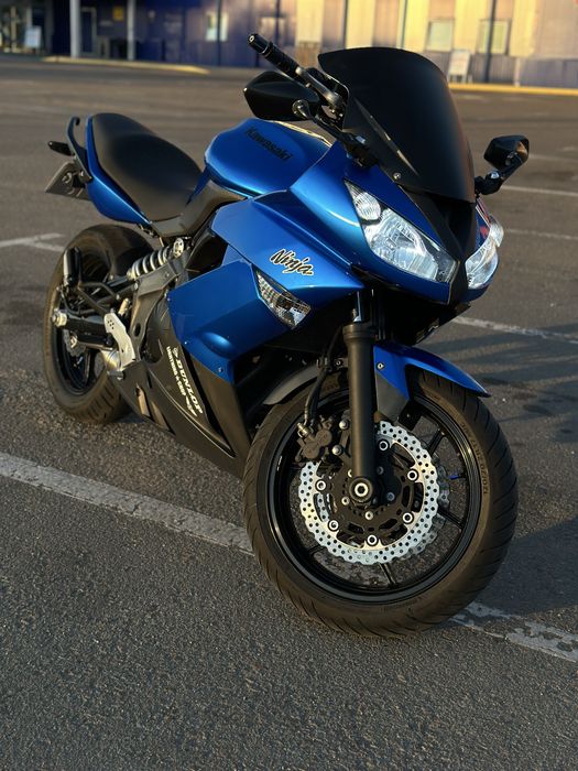 Kawasaki ninja 400r