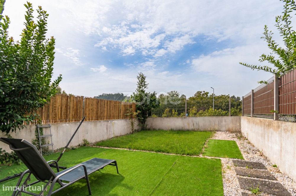 Moradia T3 Banda em Priscos, Braga