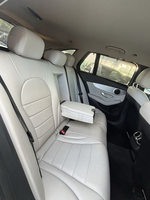 Mercedes-benz C350e serviço completo na marca