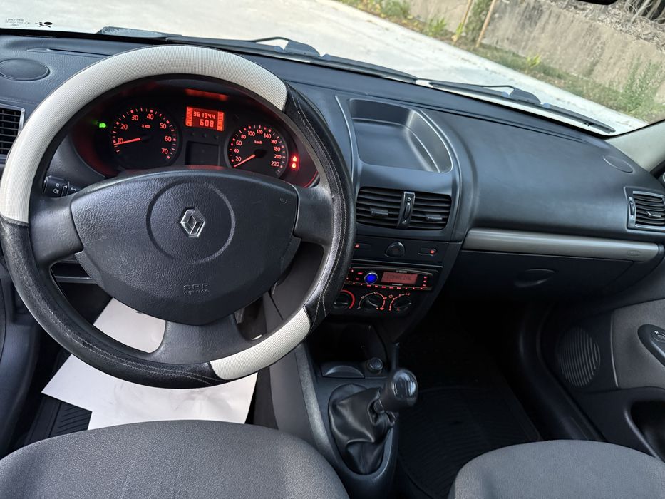 Renault clio 1.5 dci comercial