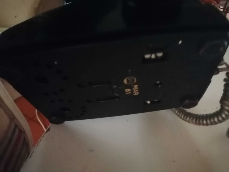 Telefone antigo ctt preto