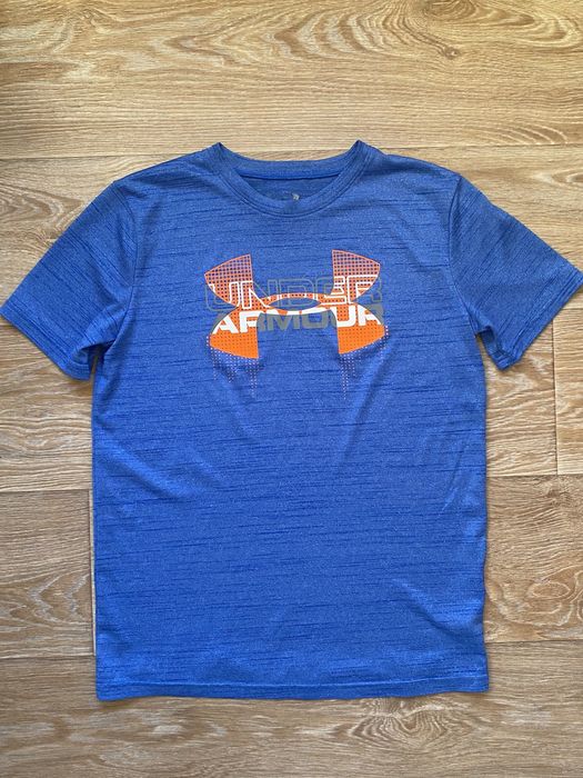 Футболка under armour