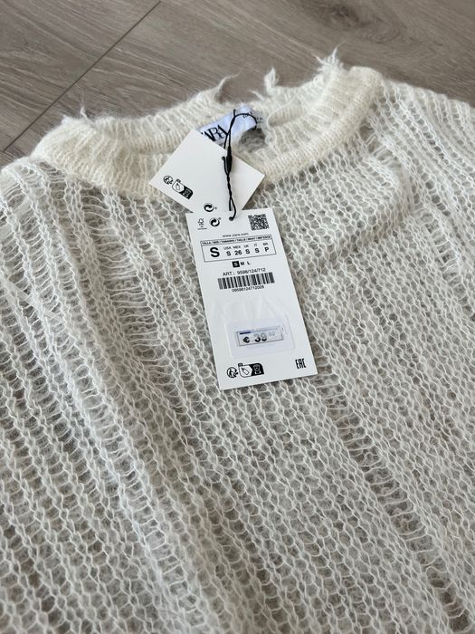 Тонкий трендовий светр