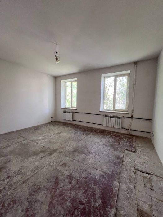 Продаж 3 кімнатної квартири в Центрі міста