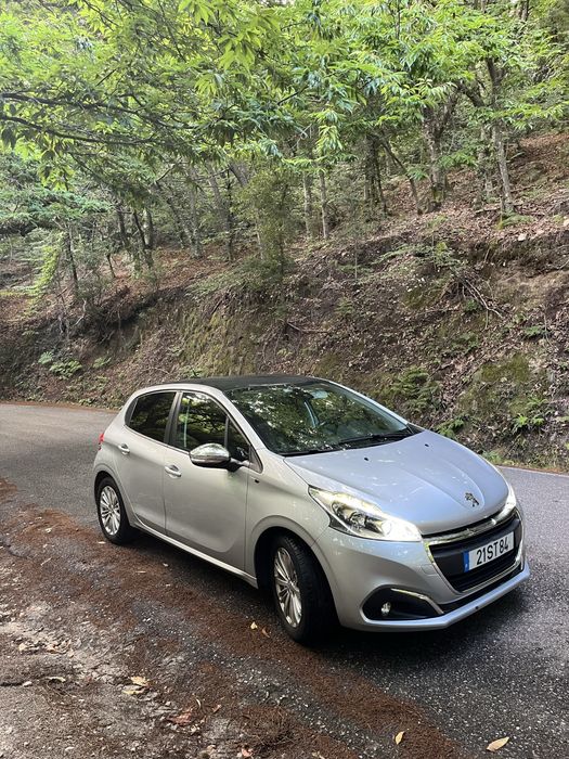 Peugeot 208 1.6 HDi Style 2017 | 115.000 km | Impecável