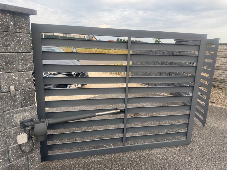 Sprzedam bramę i furtkę