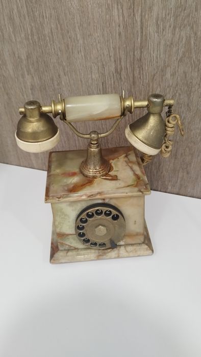 Telefone  antigo
