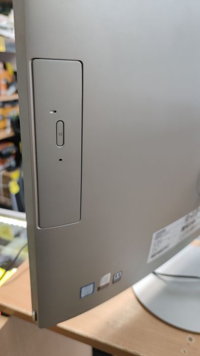 Lenovo AIO 520-24  i3-8100T/23,8” FHD/8GB/1TB HDD/Win 11 komis Tarnów