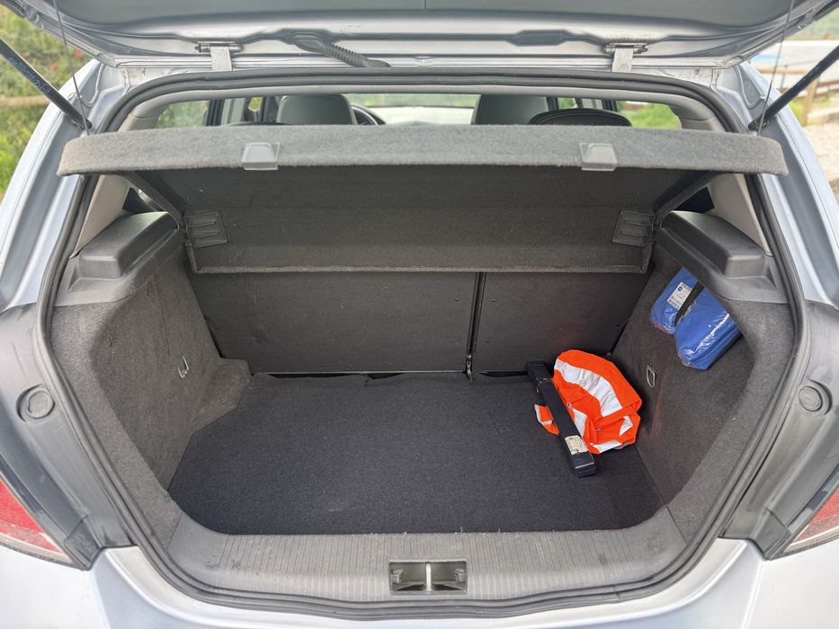 OPEL ASTRA COSMO 1.3 Cdti (Gasóleo) 2007