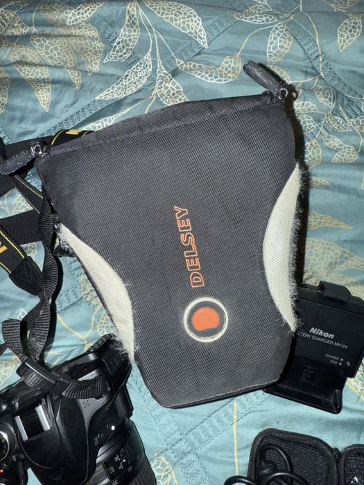 Nikon D3200 Photography Set + Lens + 2 Memory Cards64552026170370124