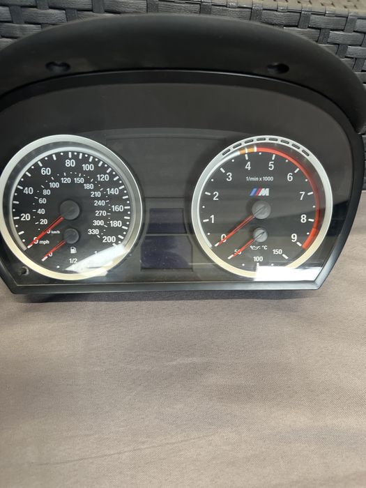 Licznik Zegary BMW M3 DKG e92