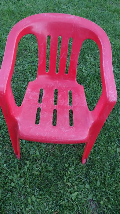 Krzesełko plastikowe małe dla dzieci