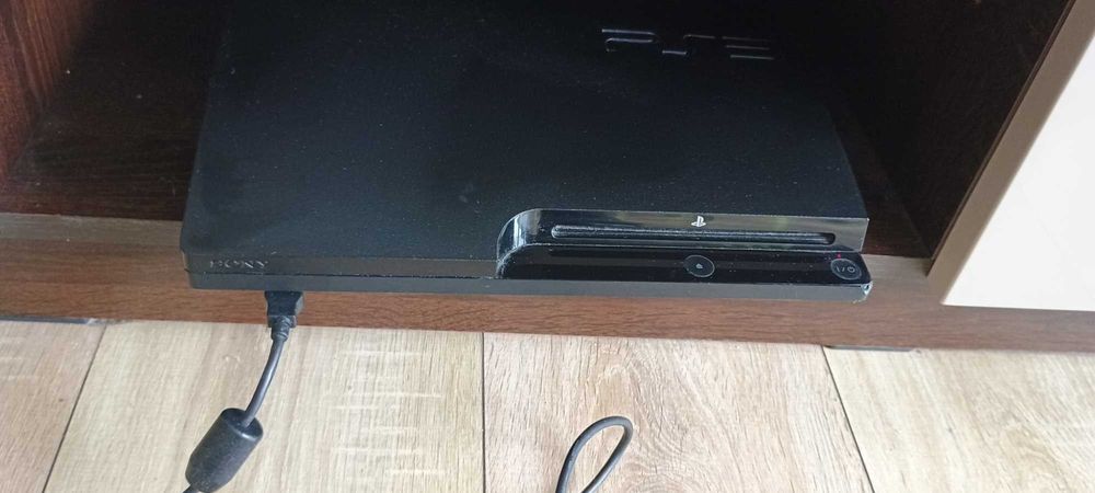 POTĘŻNY ZESTAW PS3 slim + 39 Gier + 4 Pady + MOVE