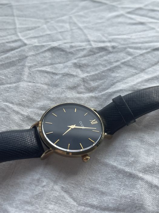 Zegarek na rękę cluse minuit cl30014 granatowy skórzany pasek
