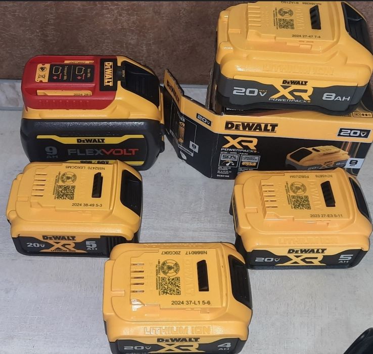 Продам акумулятор/Батарея DeWalt