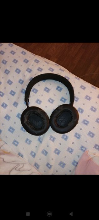 Auscultadores JBL LIVE500BT