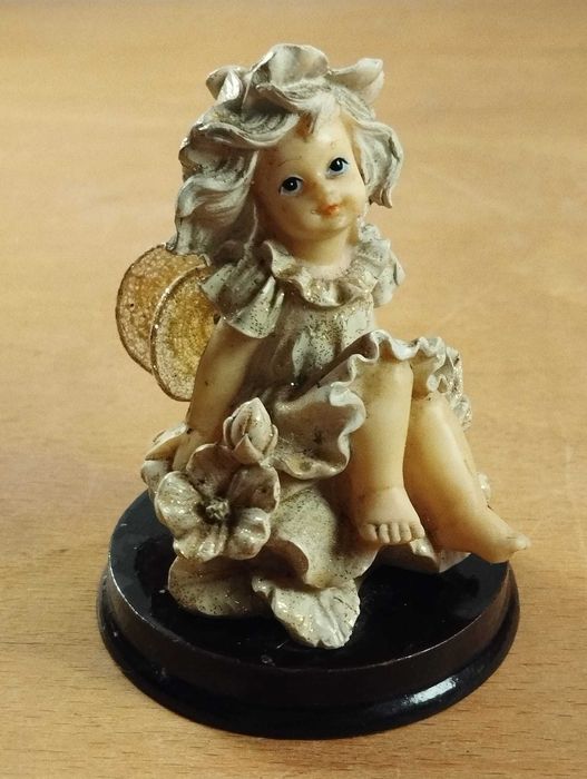 Figura Cerâmica Fada