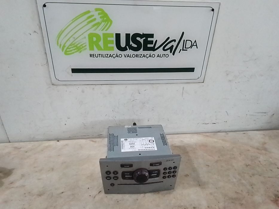 Rádio / auto-rádio OPEL Corsa D