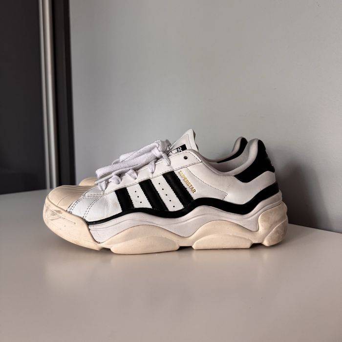 Biało-czarne buty Adidas Superstar Millencon