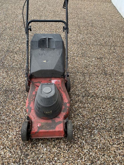 Relvvadeira.   Eletrica.  Usada.